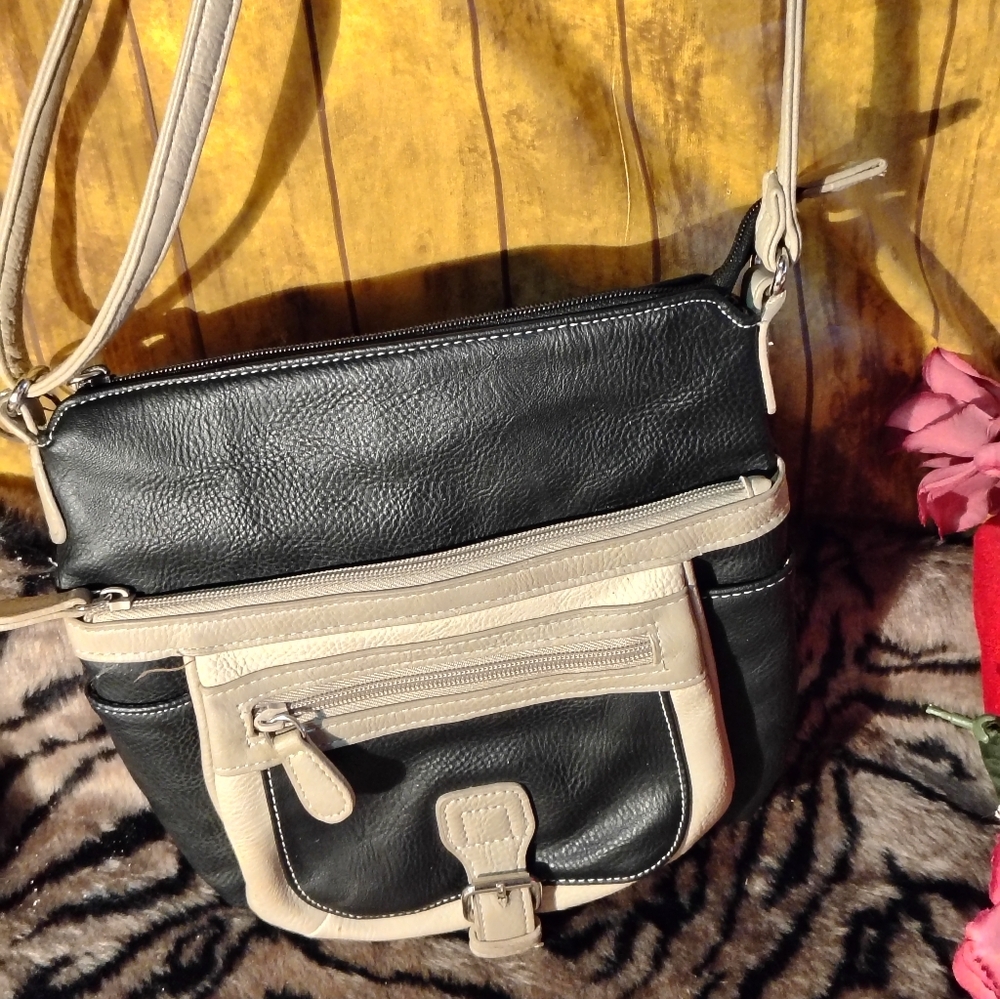 Elegant Black Crossbody Bag Multi Sak